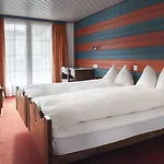 Готель Tenne 3*