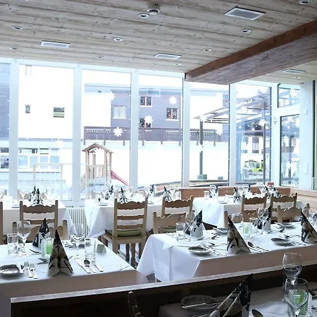 Tenne Hotel Saas-Fee