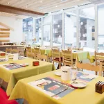 Tenne 3* サース フェー